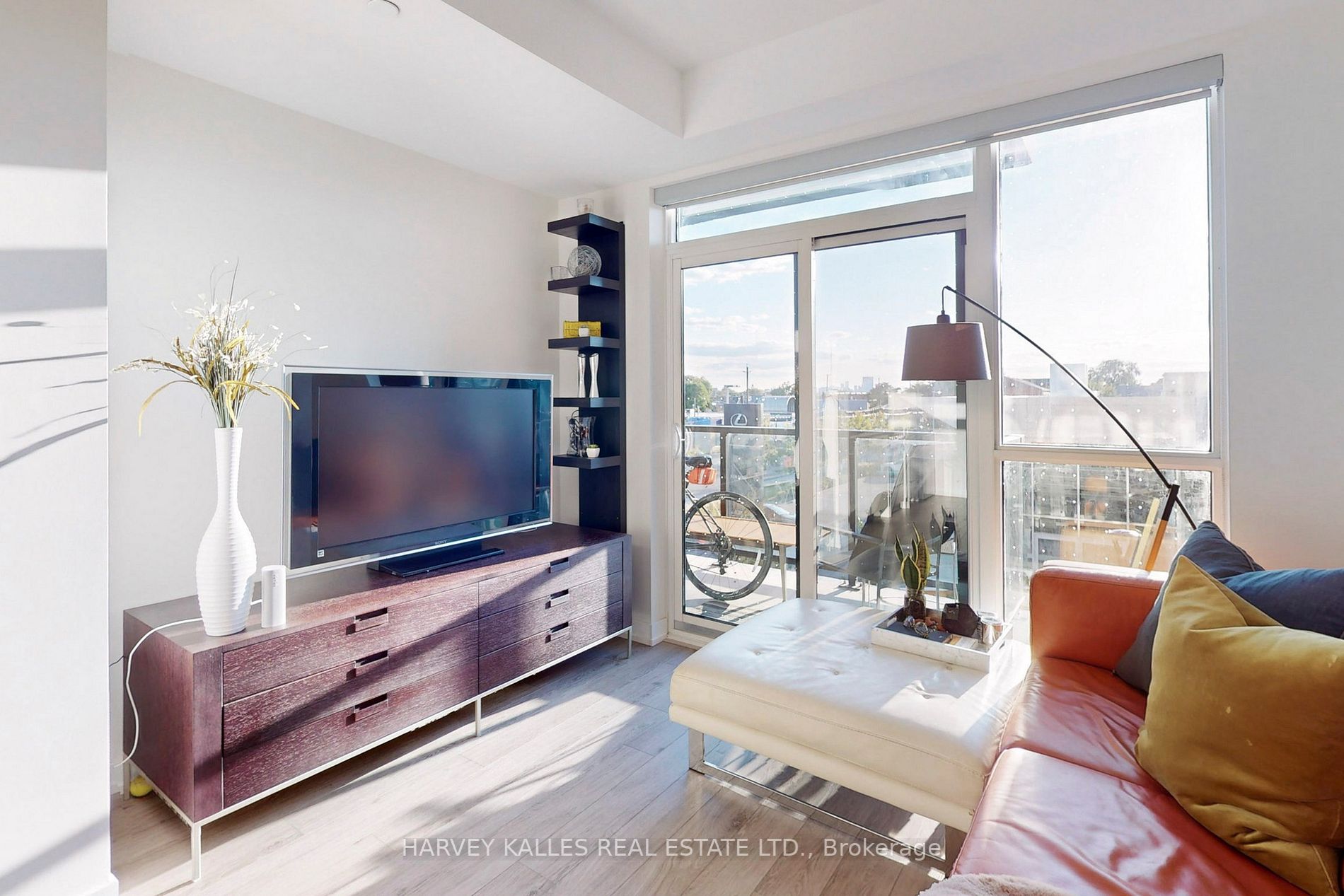 2300 St. Clair Ave W, #301