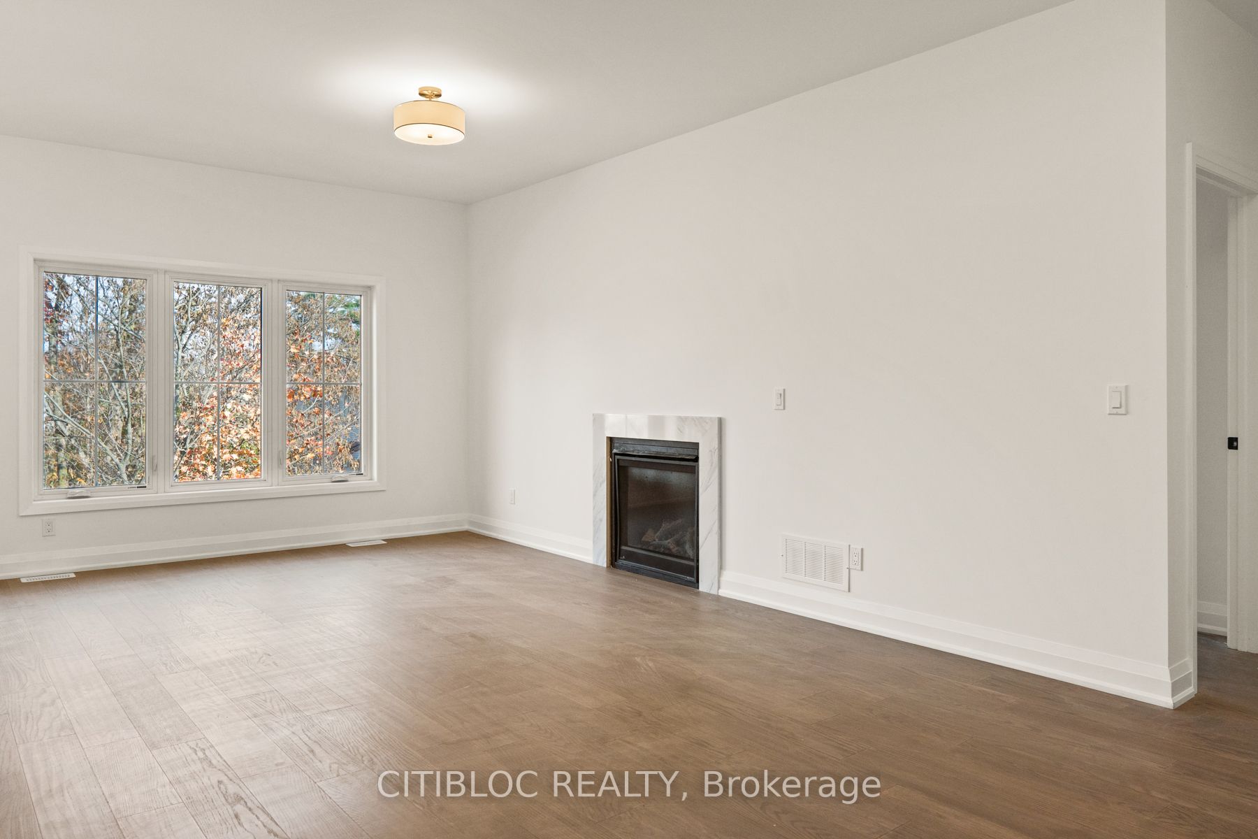 171 Mountainview Rd N, #7