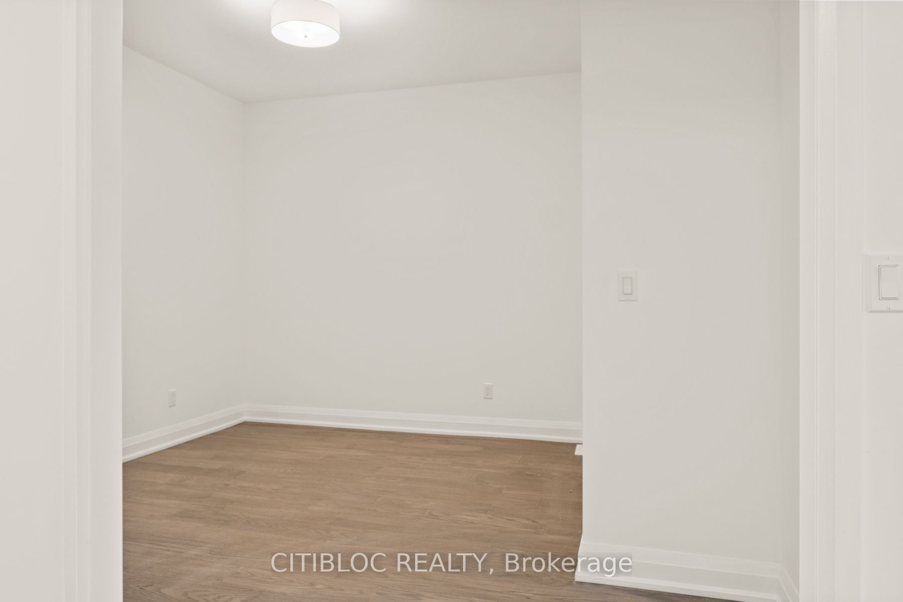 171 Mountainview Rd N, #7