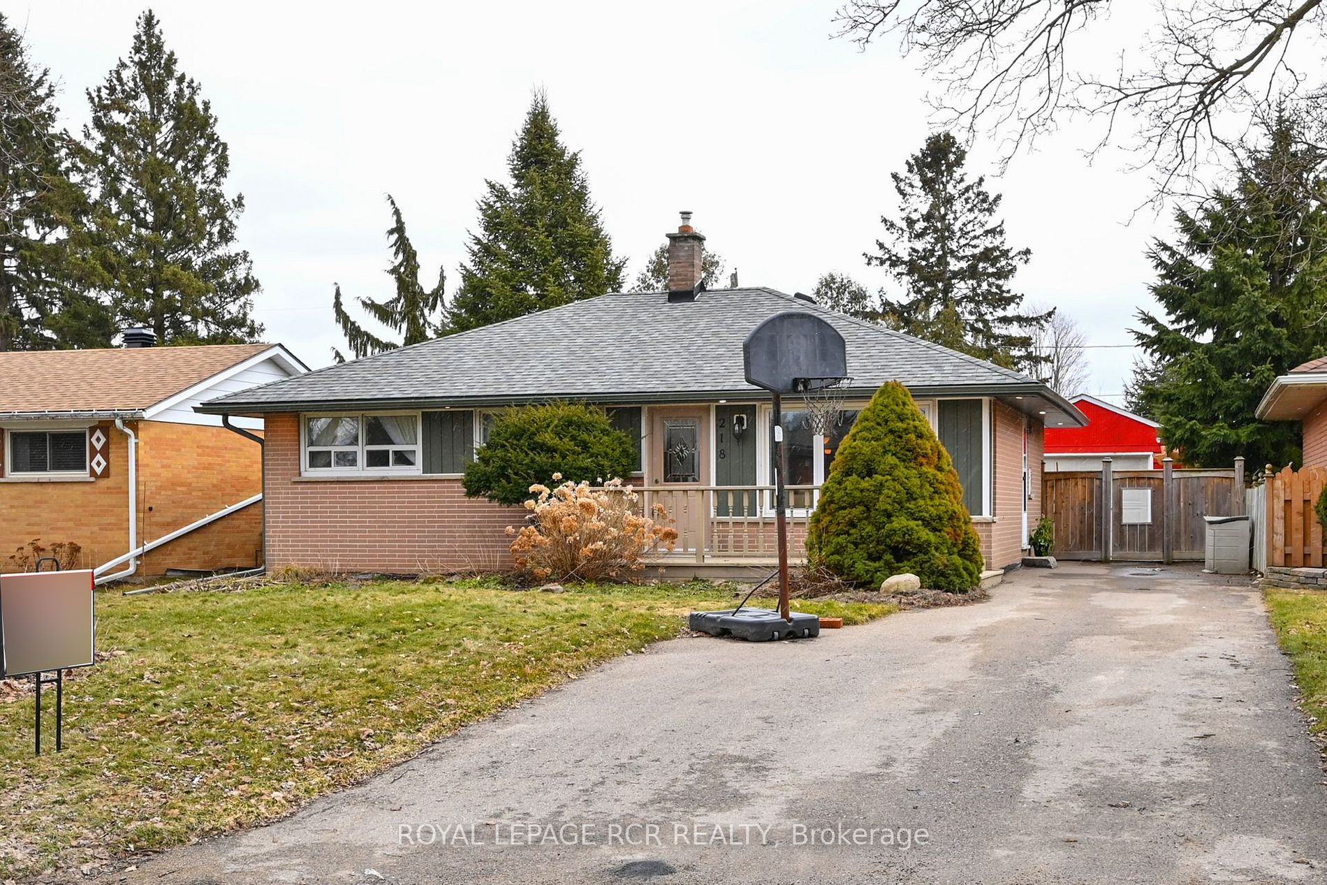 218 Elizabeth Street