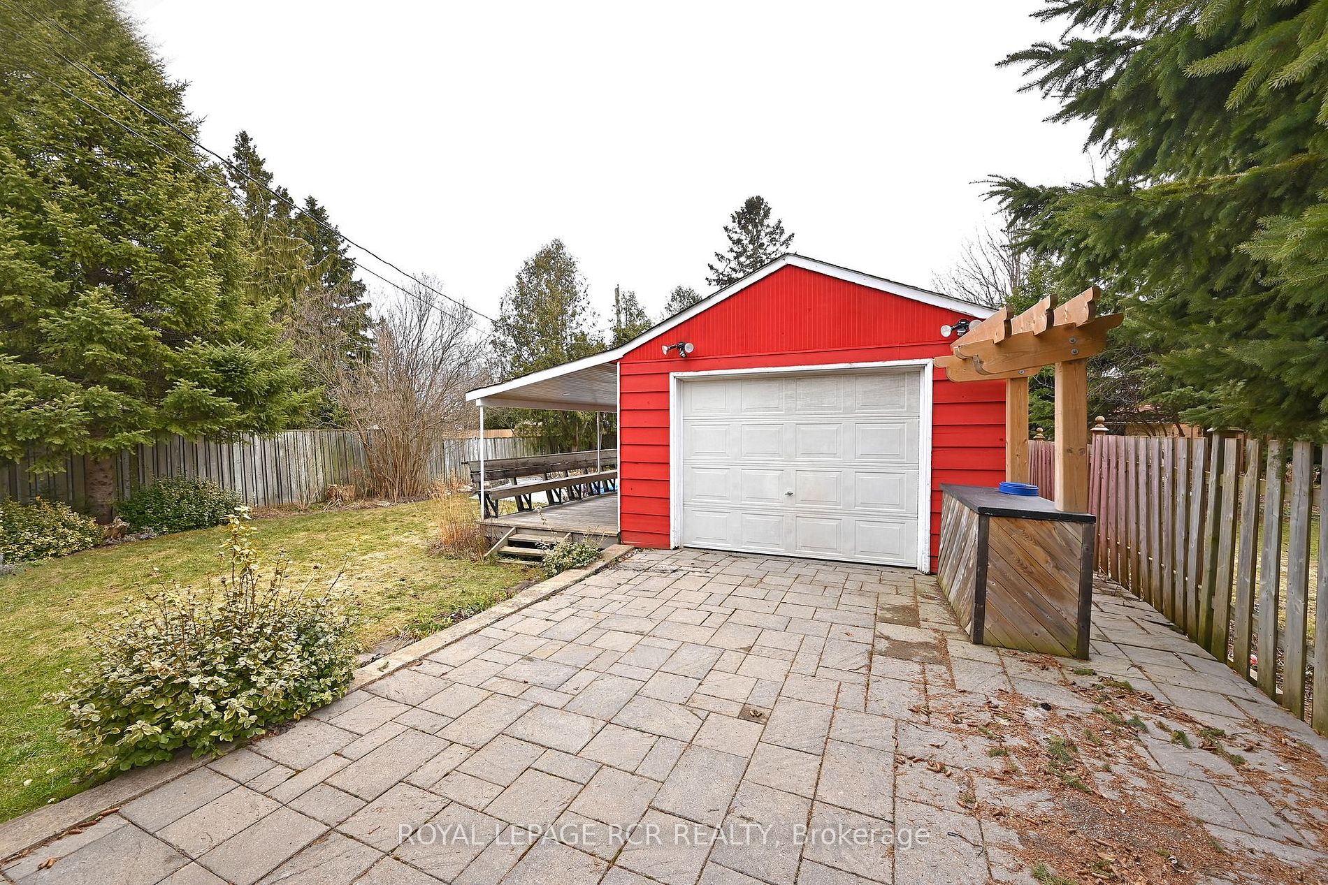 218 Elizabeth Street