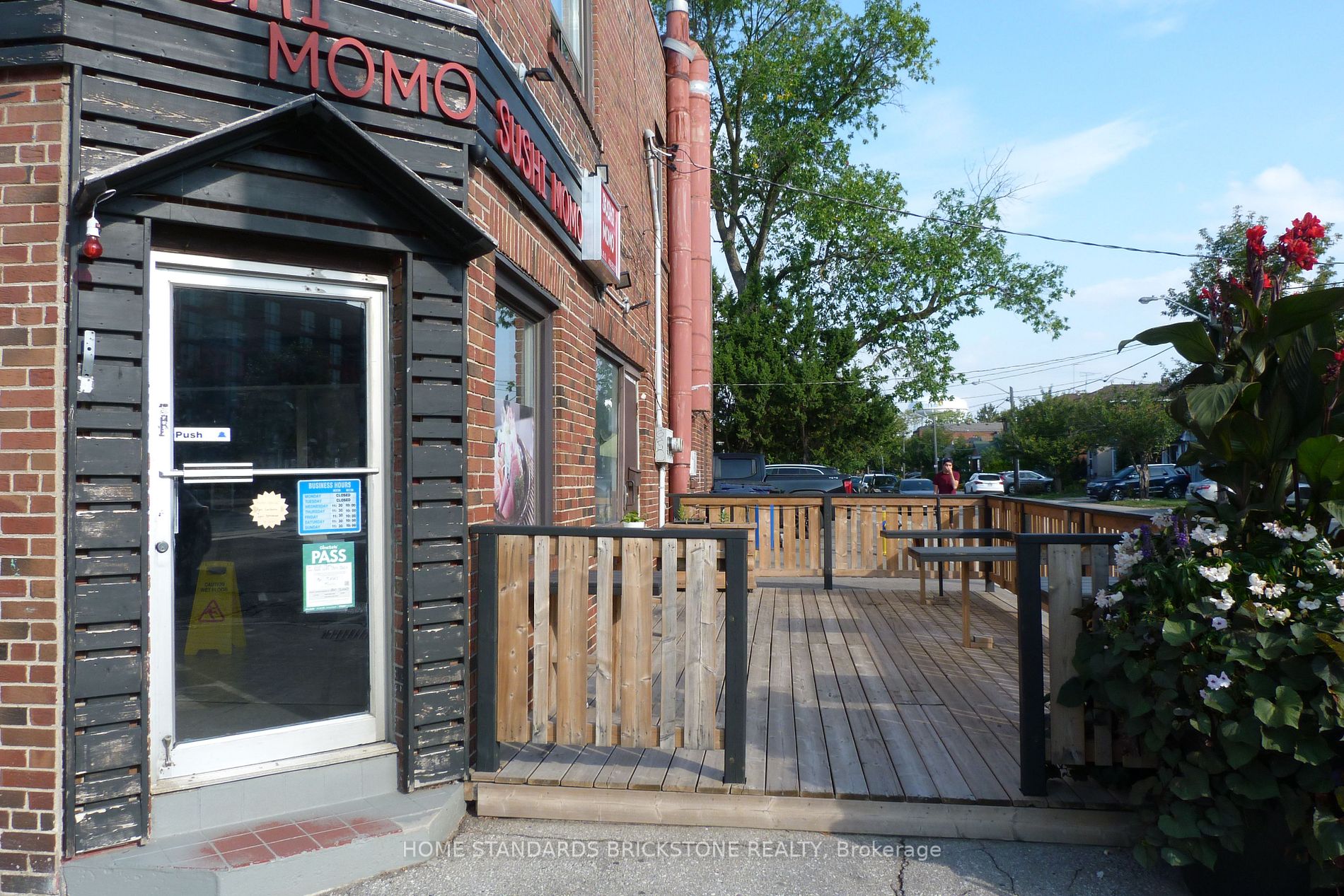3226 Lake Shore Blvd W, #1F/Bsmt