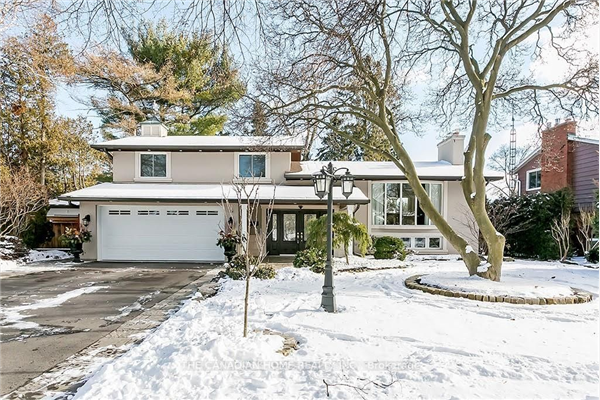 207 Penn Dr, Burlington