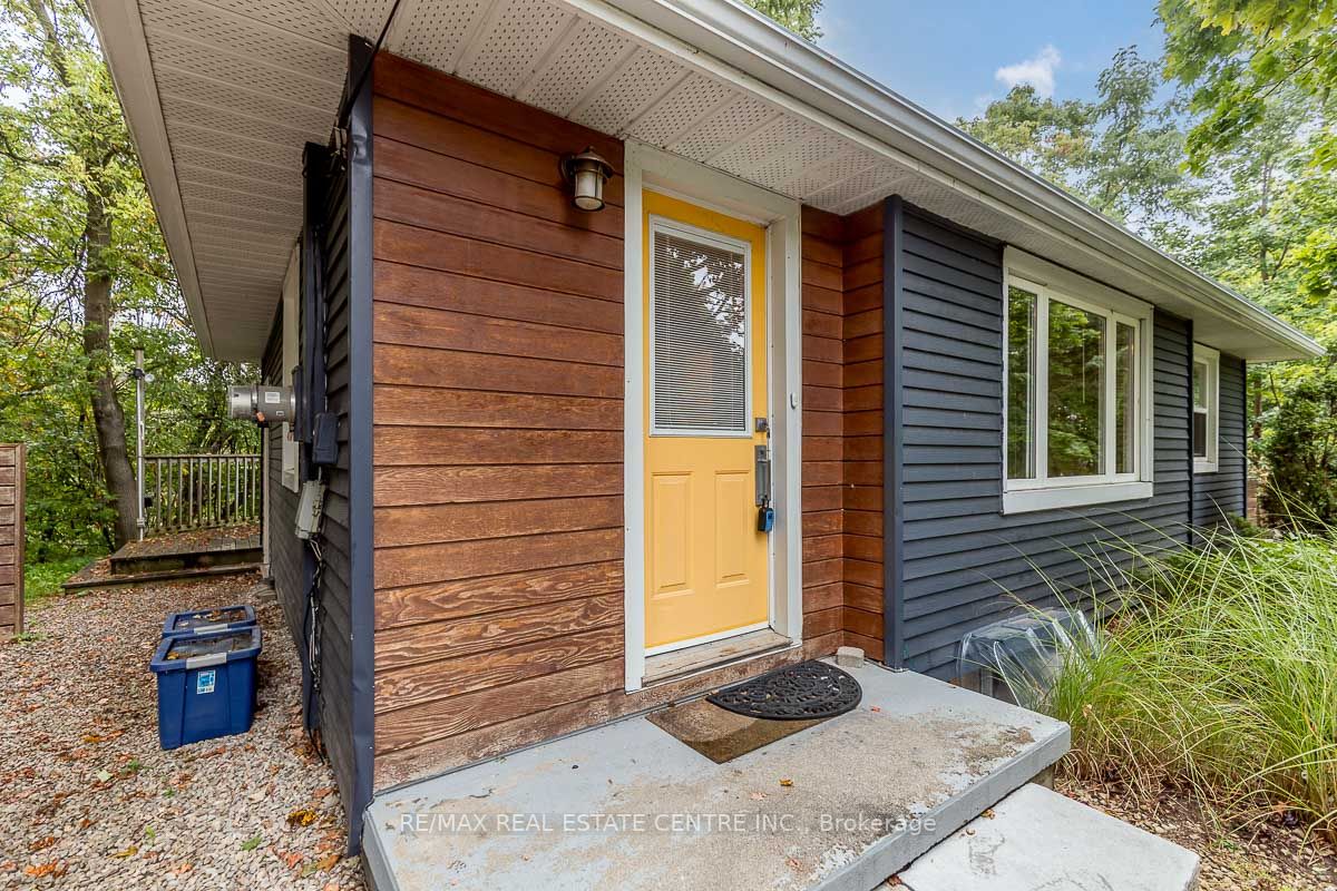17257 Old Main St