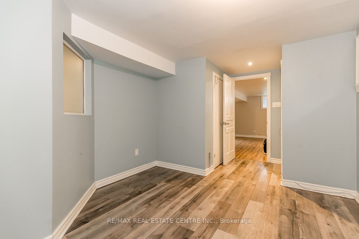 17257 Old Main St