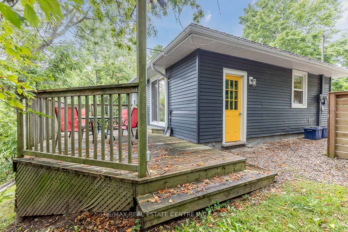 17257 Old Main St