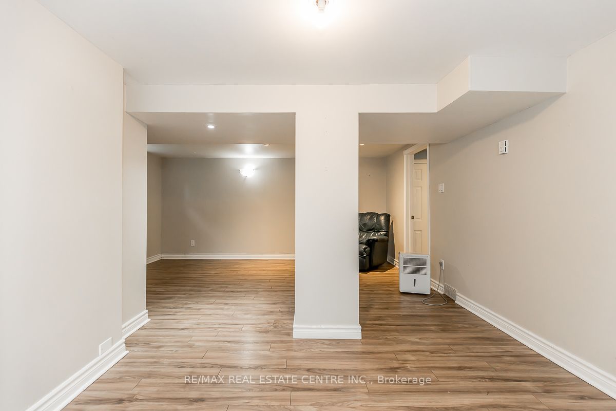 17257 Old Main St