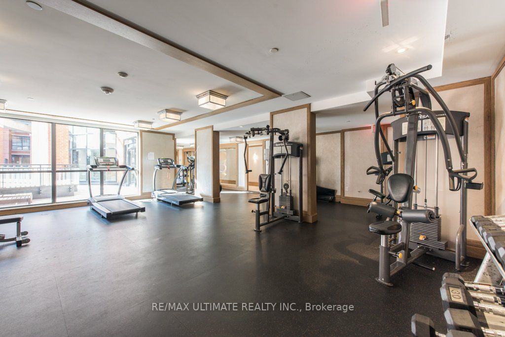830 Lawrence Ave W, #909