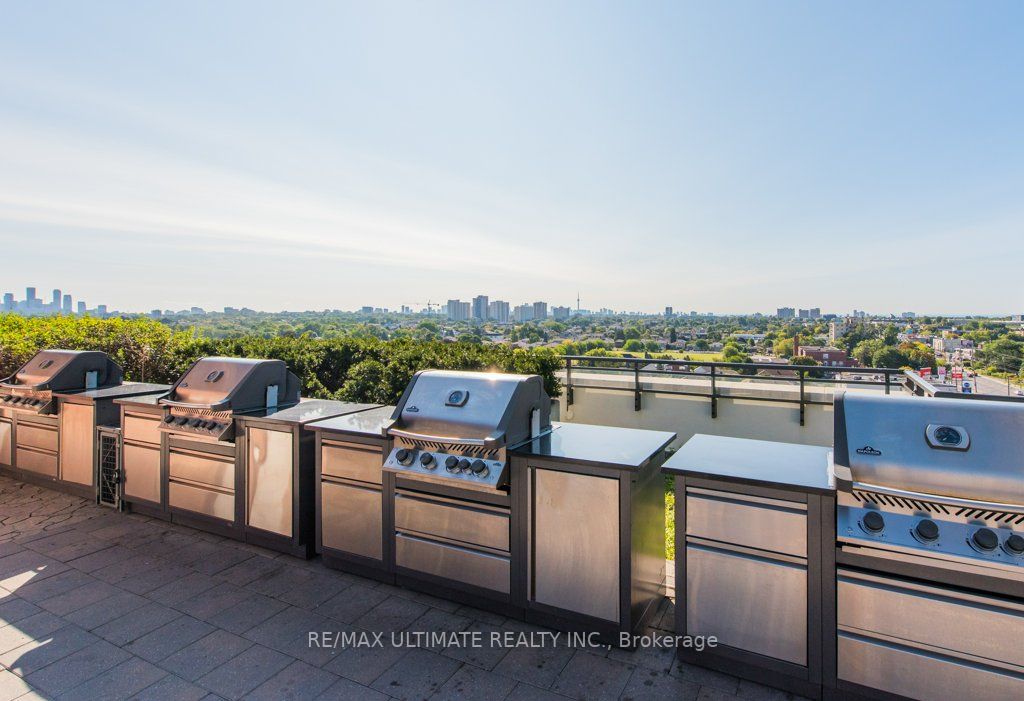 830 Lawrence Ave W, #909
