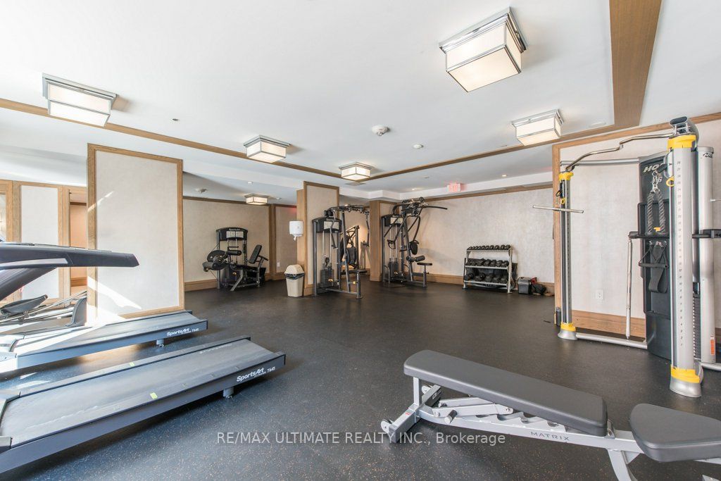 830 Lawrence Ave W, #909