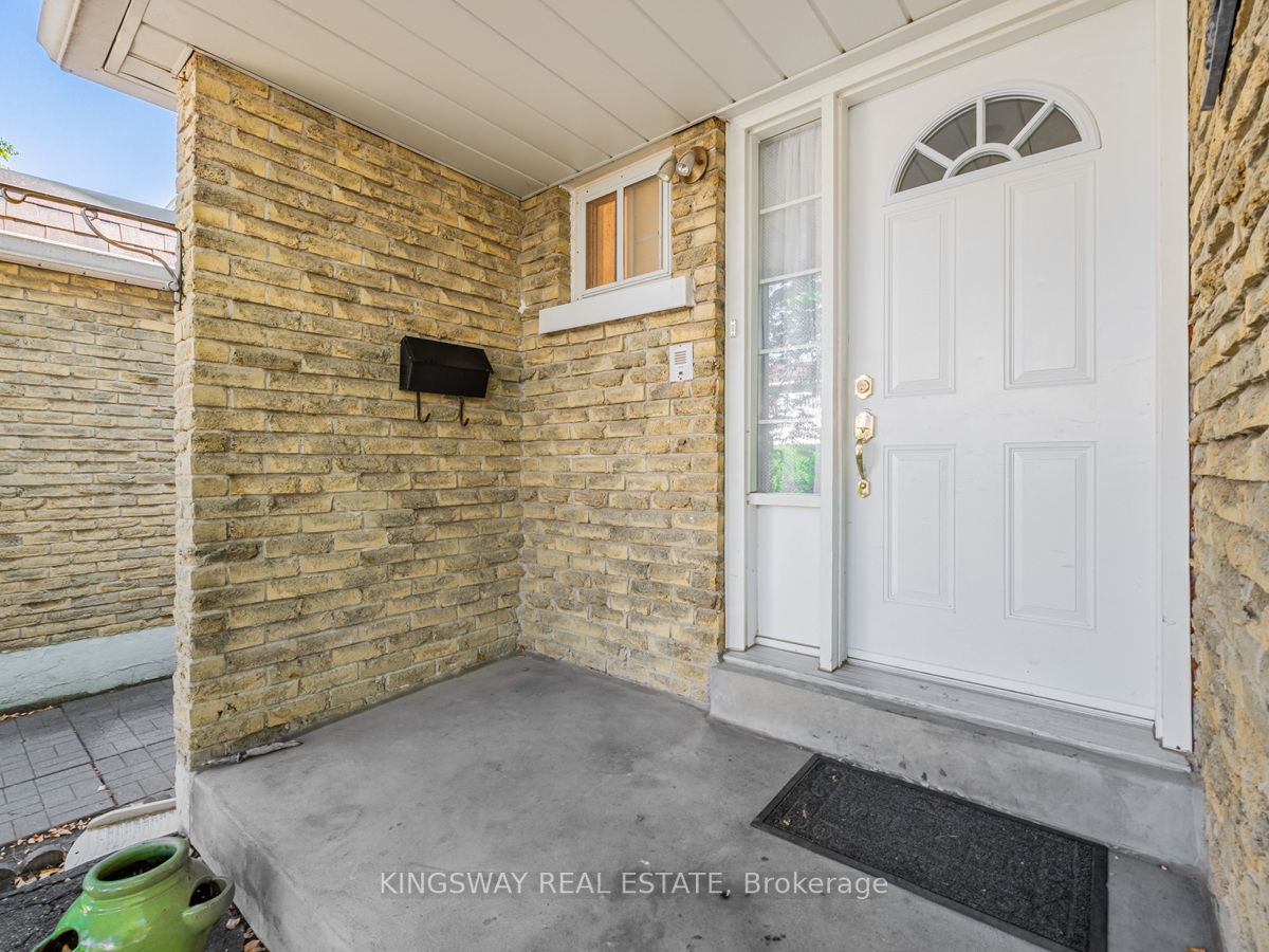 830 Stainton Dr, #63