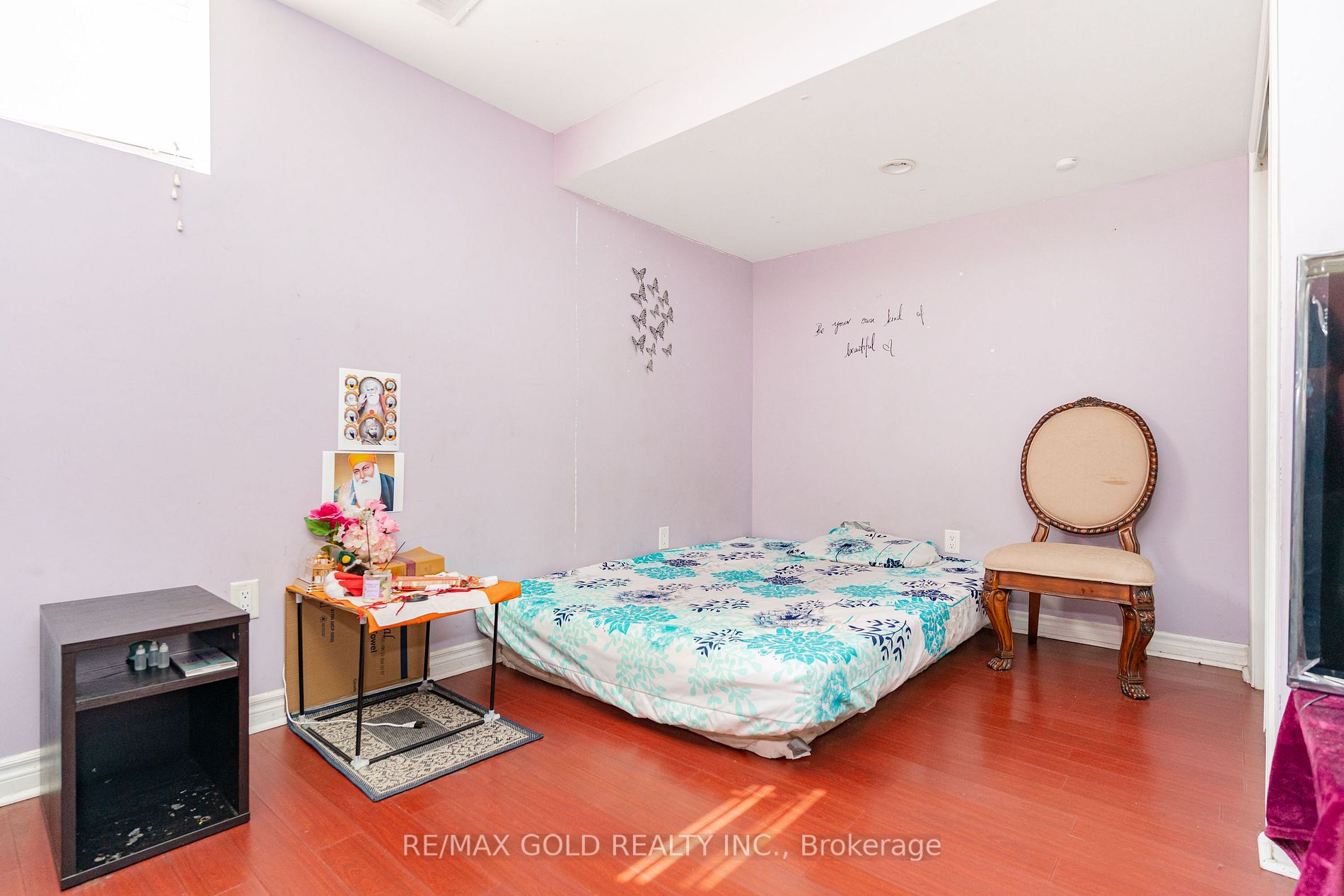95 Crystalview Cres
