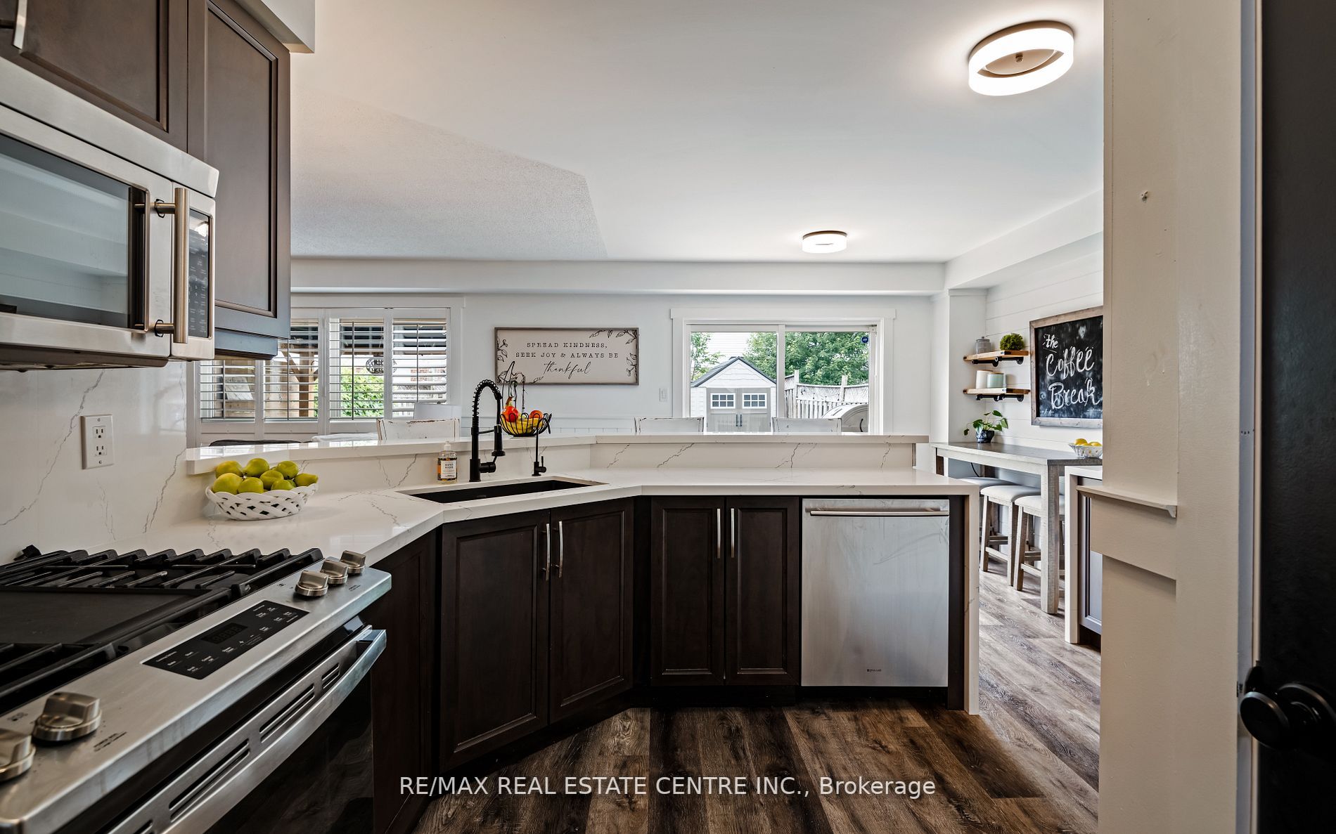 18 Belmont Boulevard