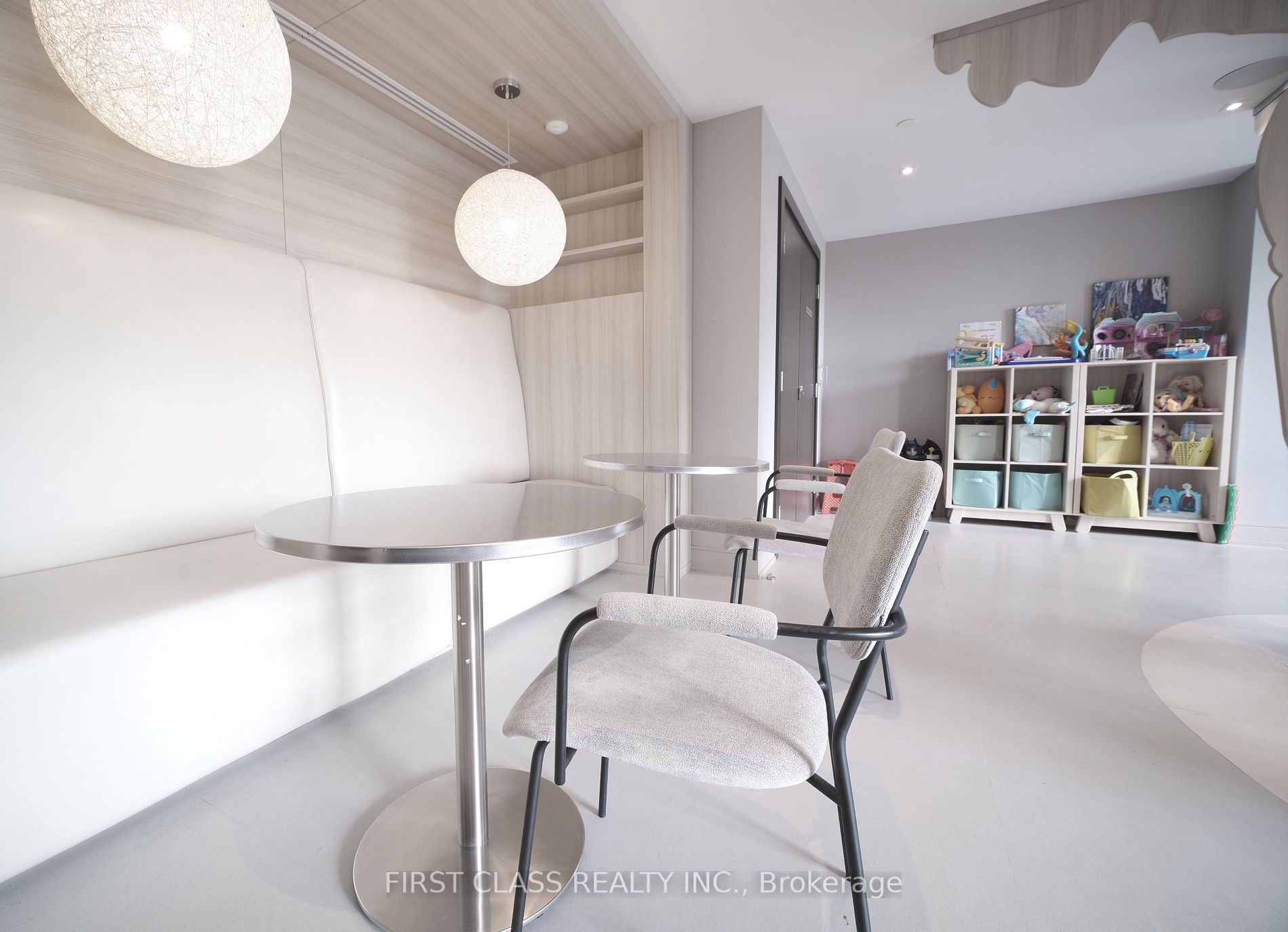 8 Nahani Way, #3203