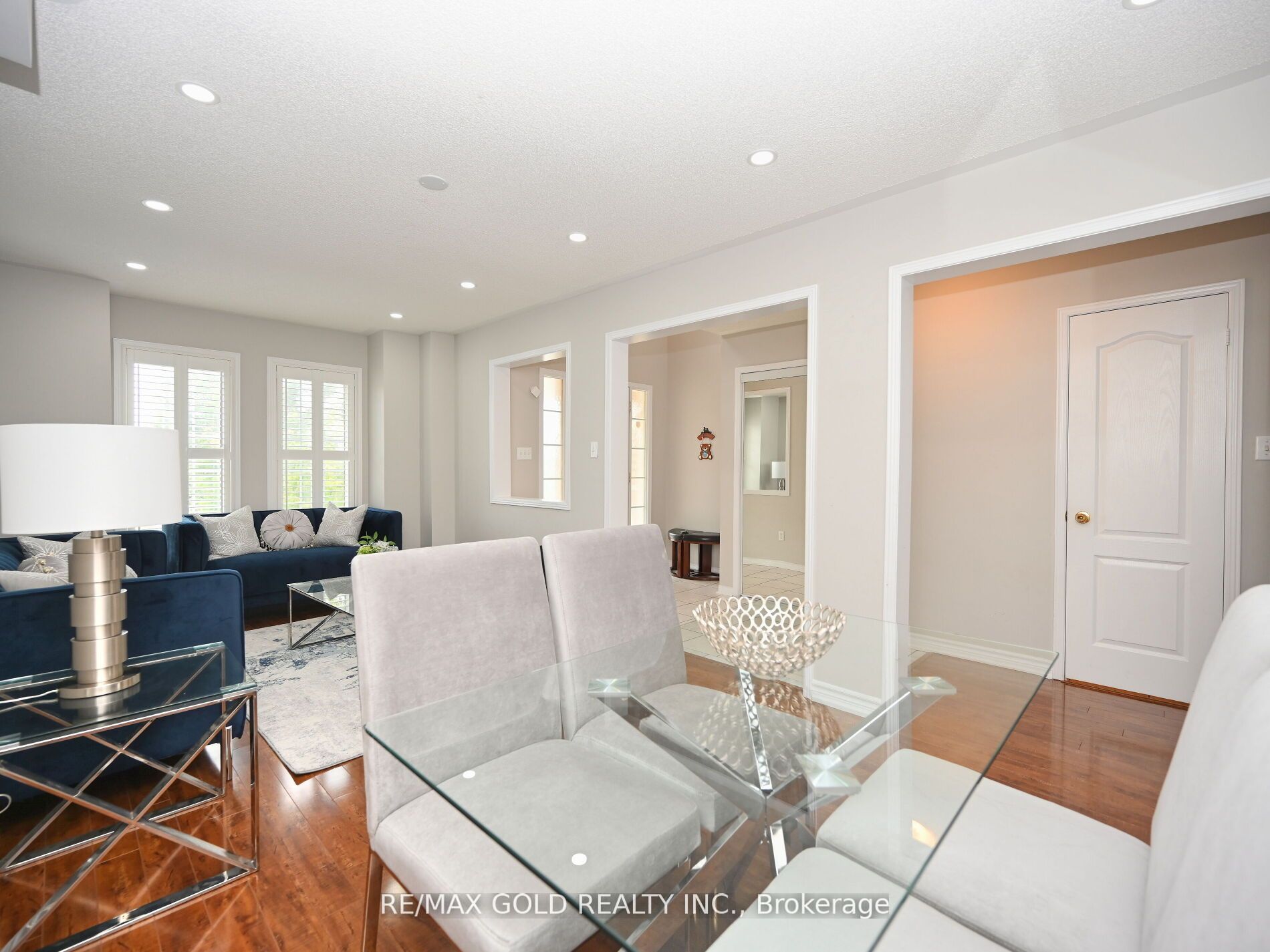 13 Galveston Cres