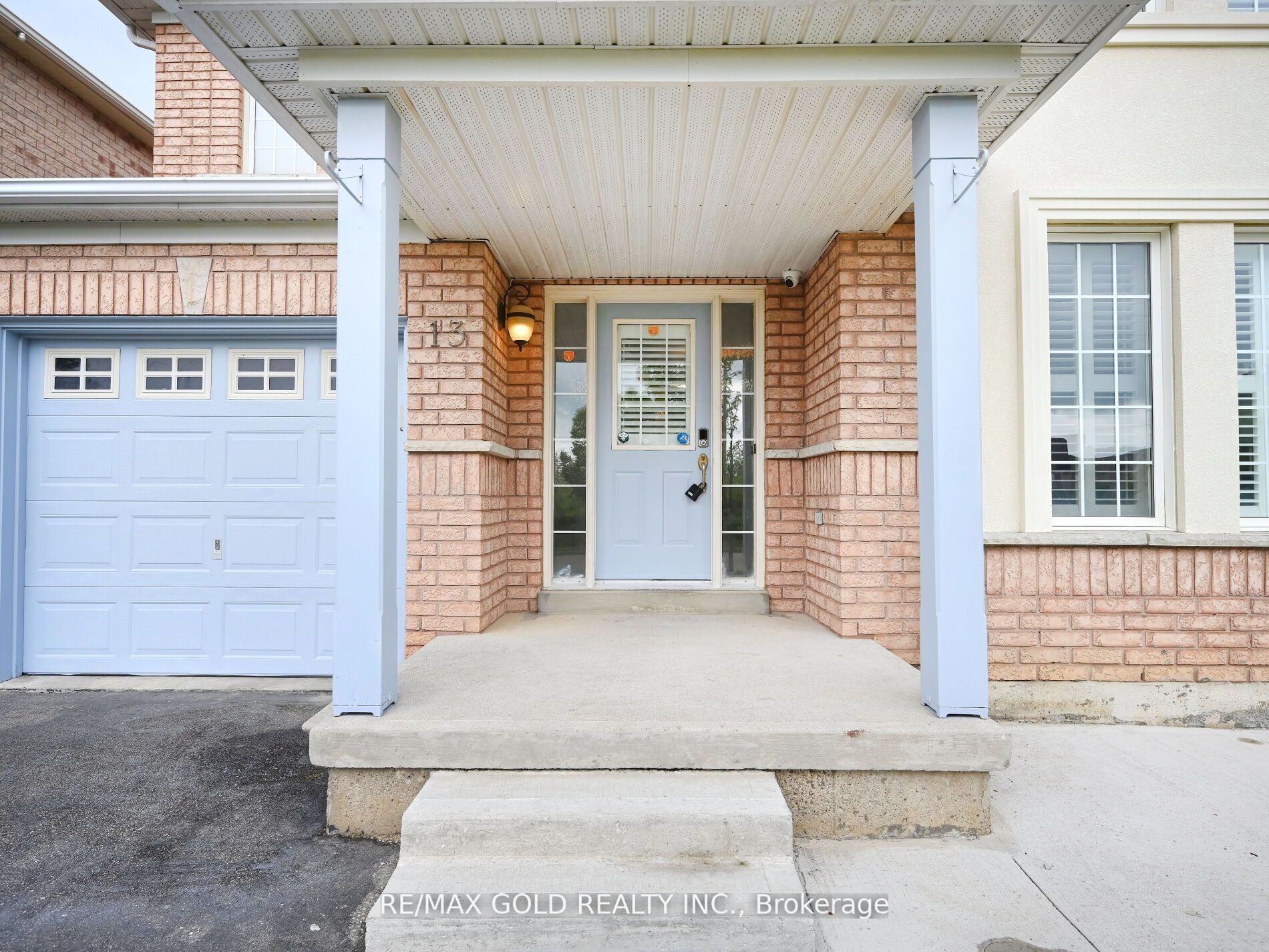 13 Galveston Cres