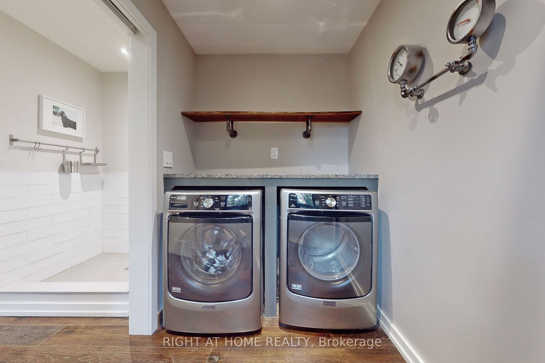 868 Danforth Place