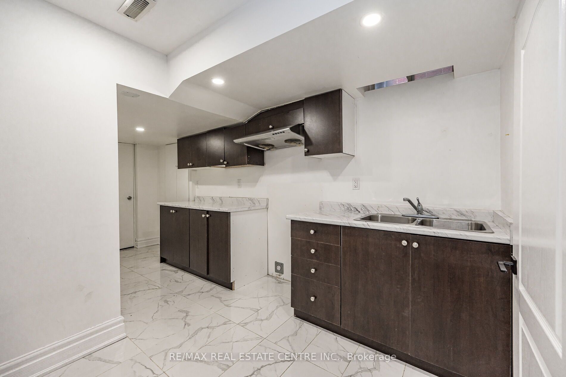 29 Palm Tree Rd
