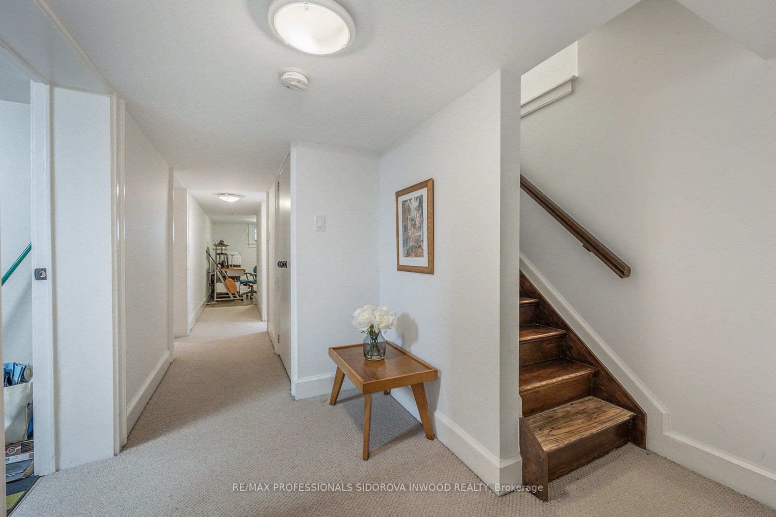 53 Armadale Ave