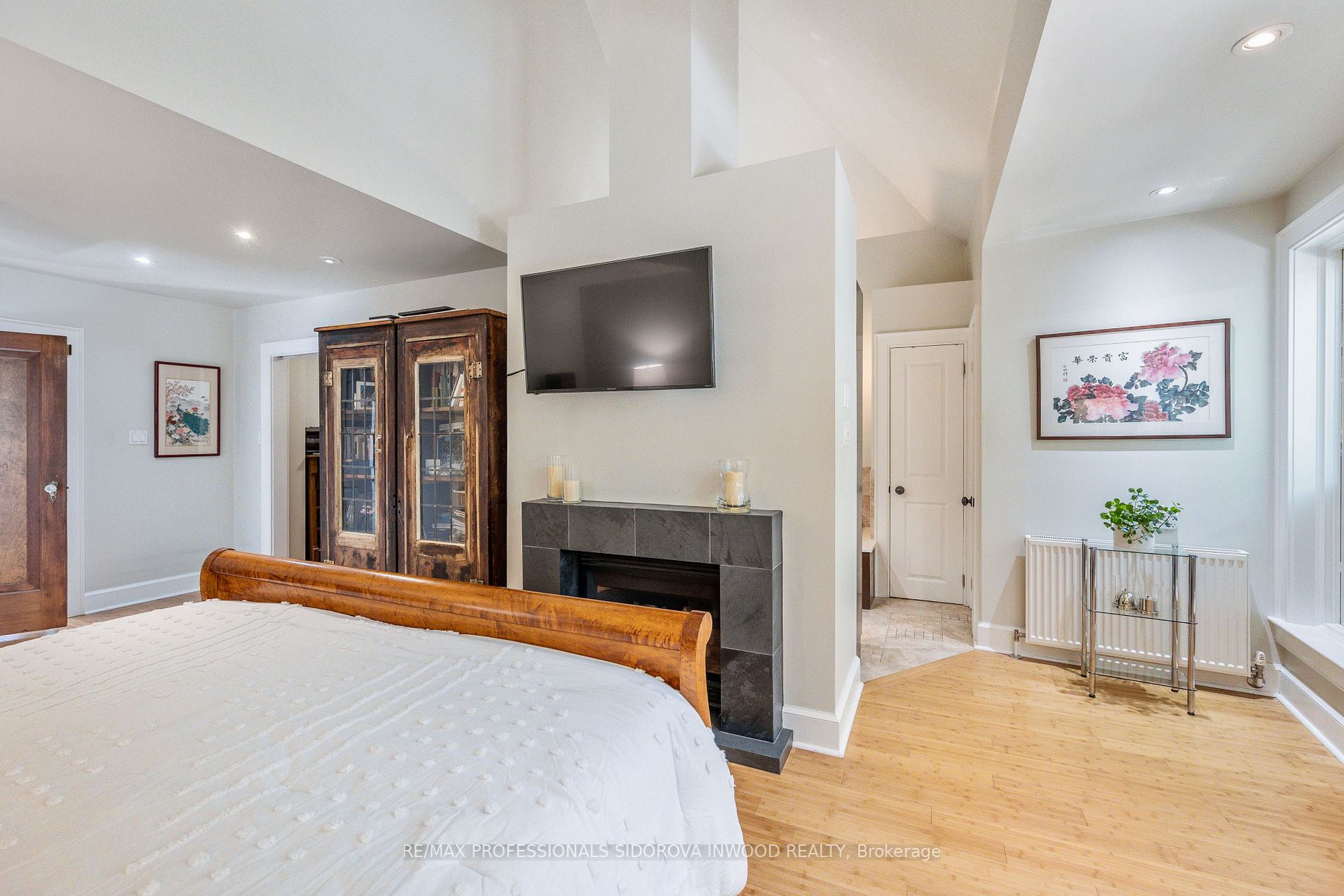 53 Armadale Ave