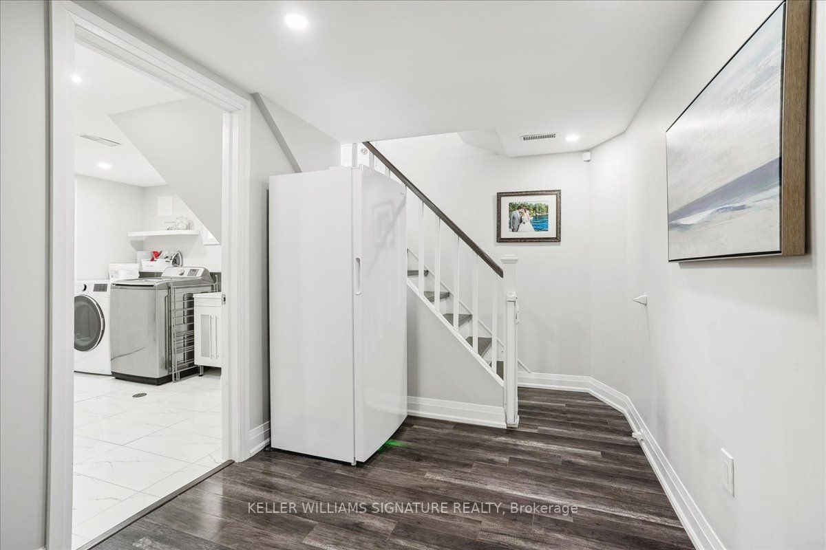 2221 Courtland Drive