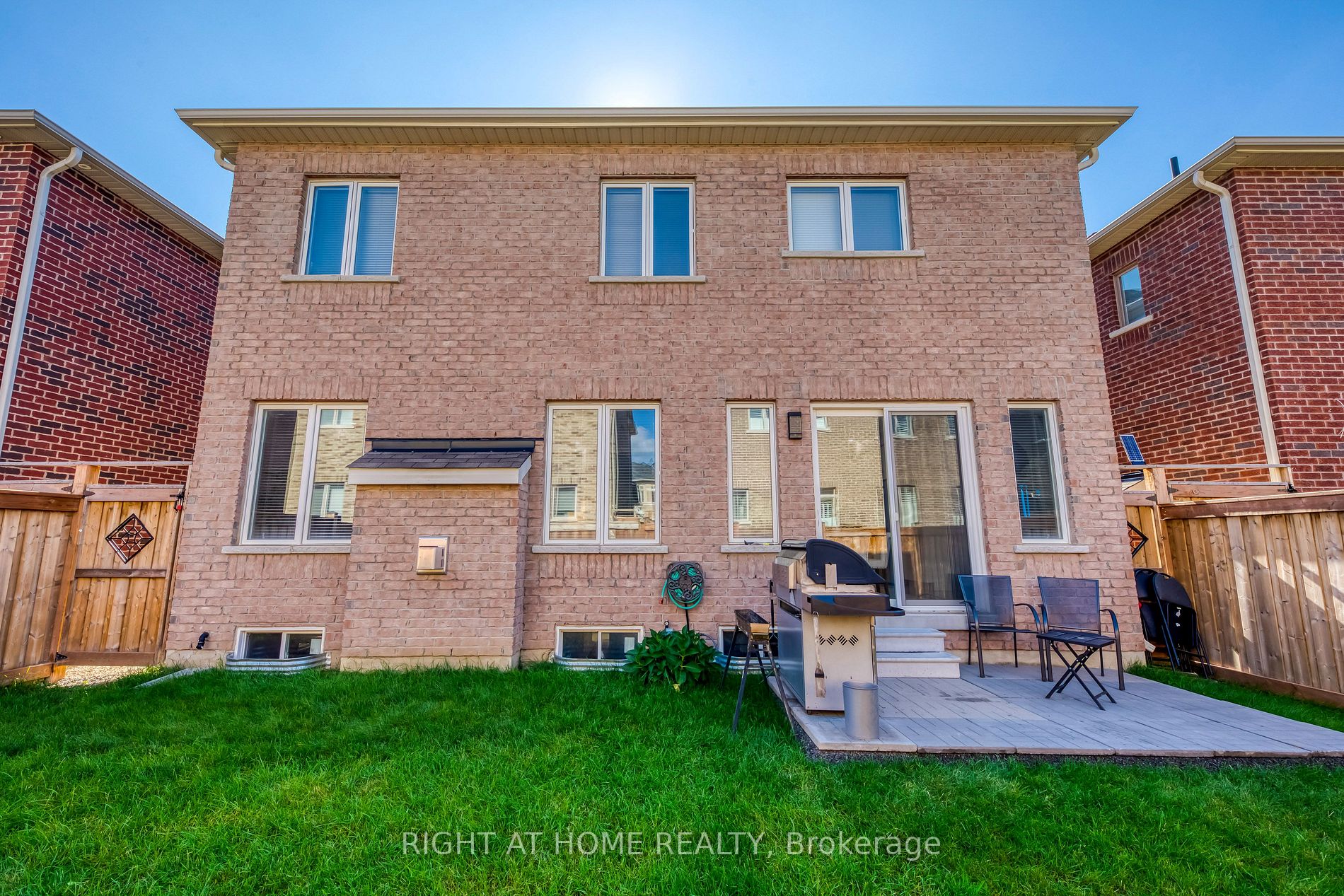 249 Etheridge Ave