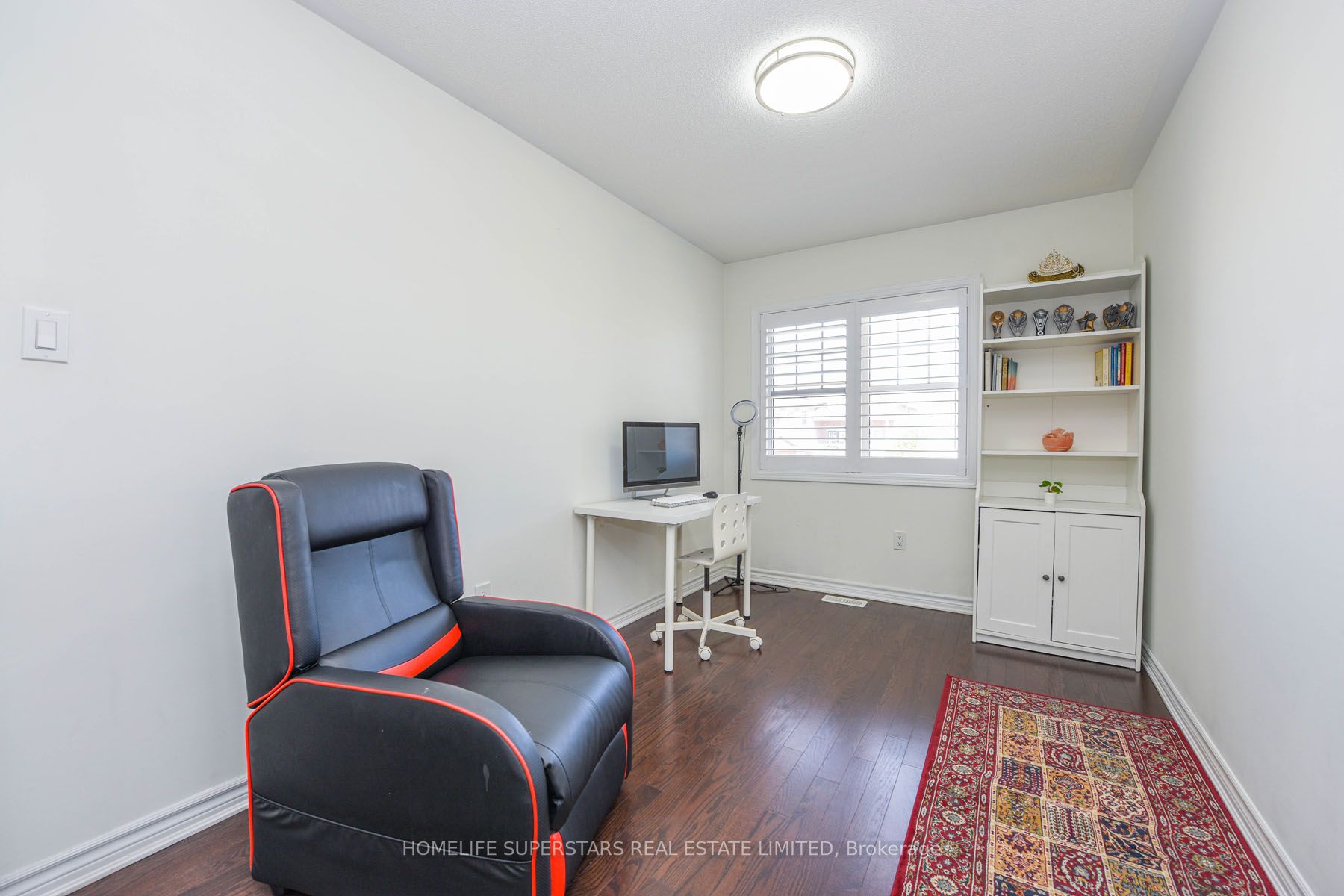 1552 Farmstead Dr