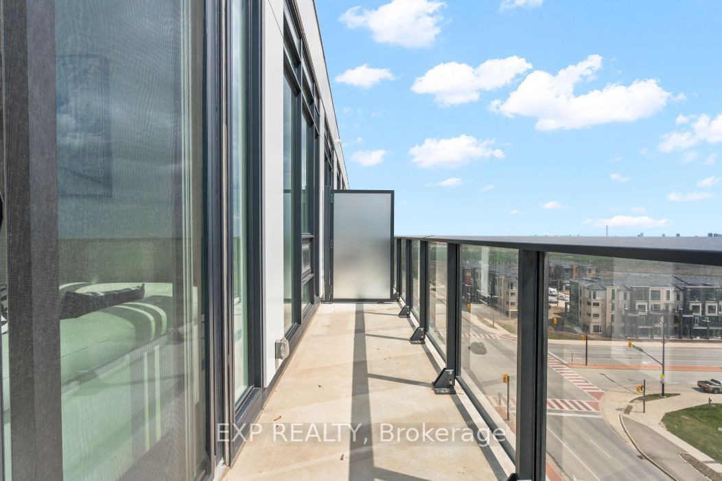 180 Veterans Dr, #806