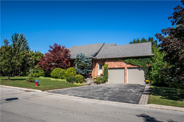 1086 Forestvale Dr, Burlington