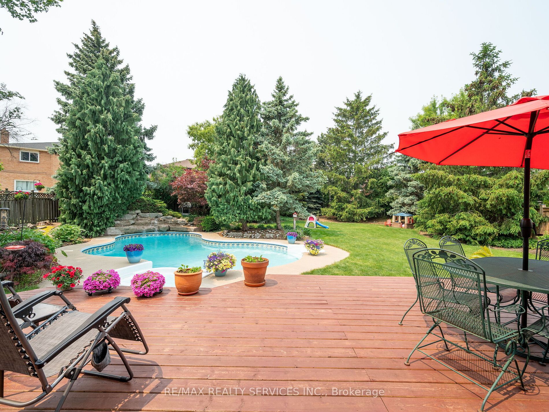 44 Sapphire Cres