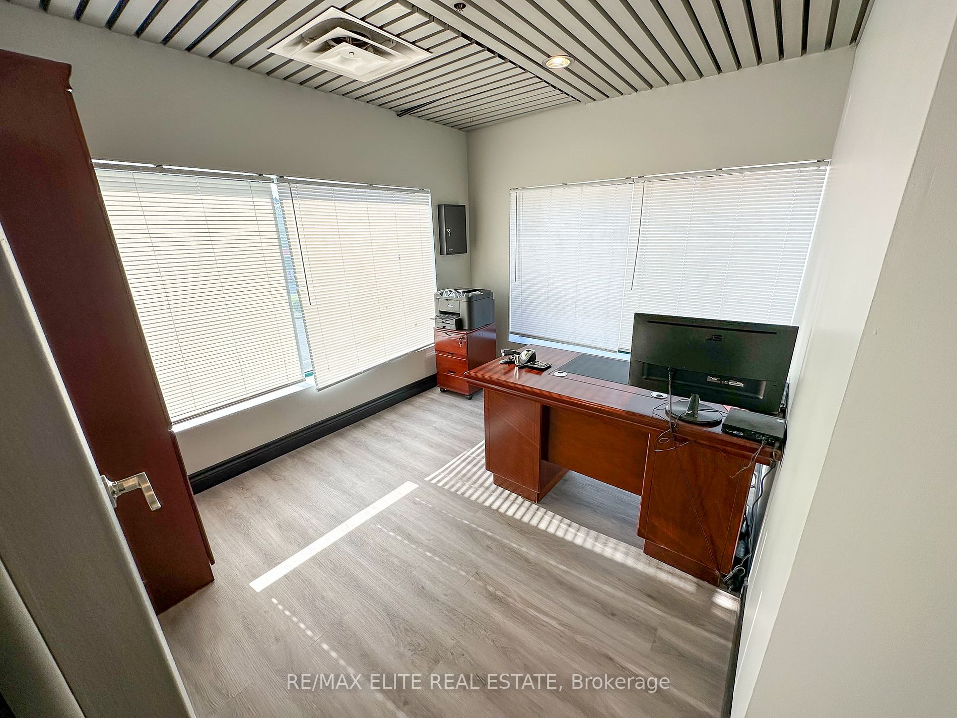 1270 Finch Ave W, #10
