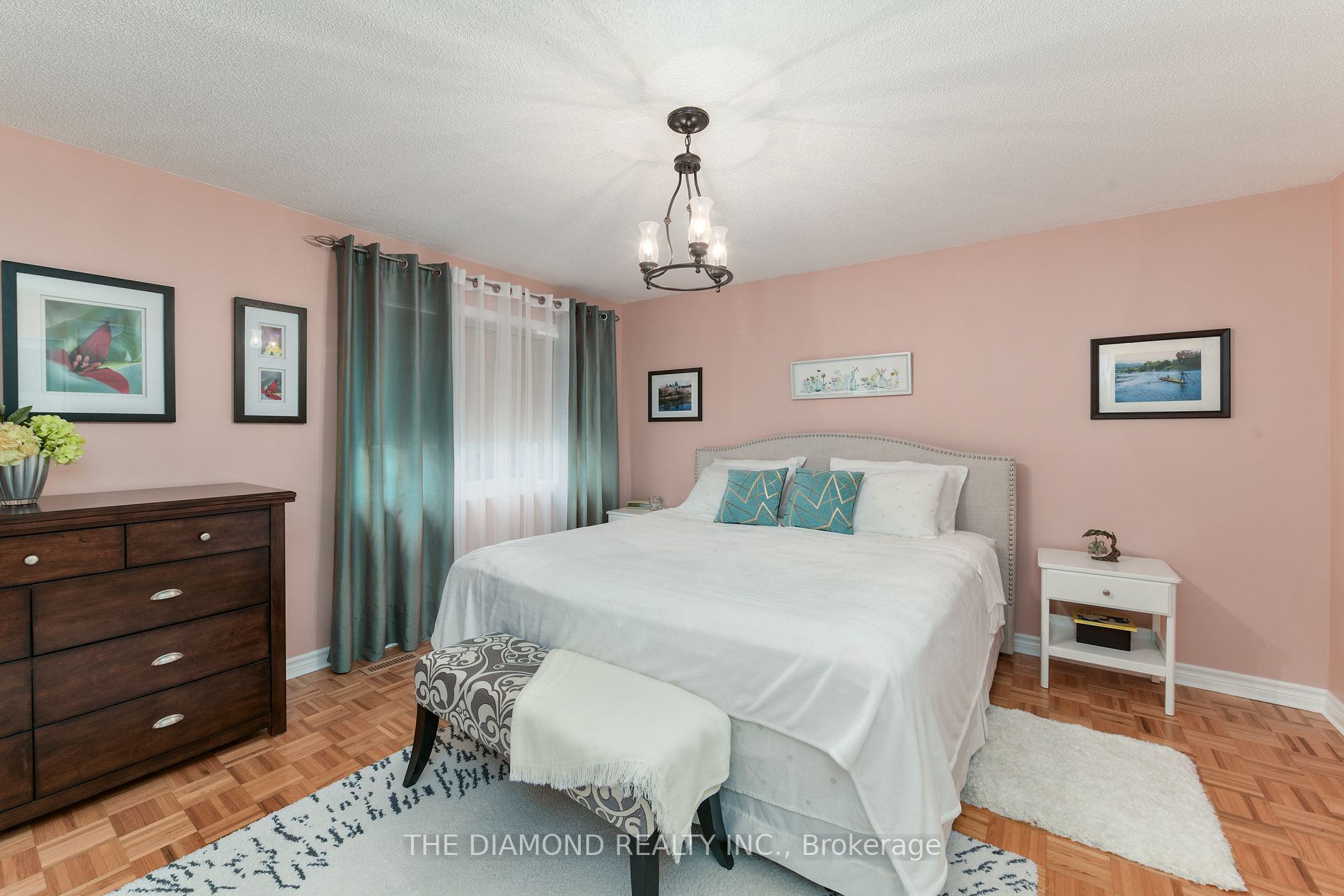 1755 Rathburn Rd E, #65