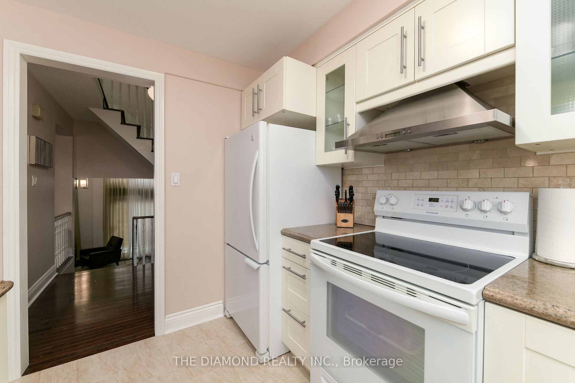1755 Rathburn Rd E, #65
