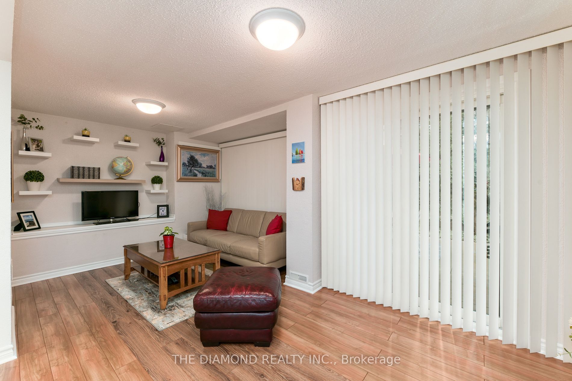 1755 Rathburn Rd E, #65