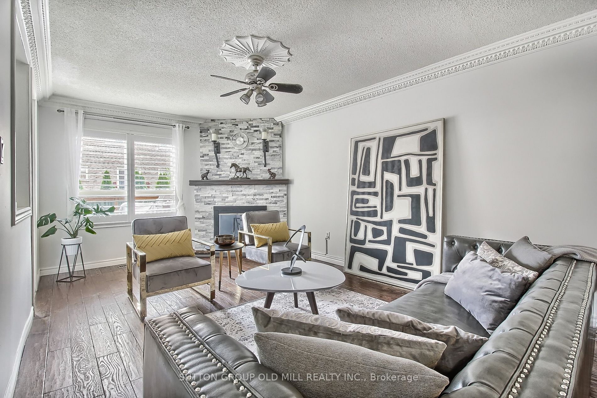 559 Avonwick Ave