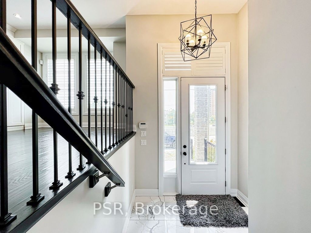 42 Exmoor Dr