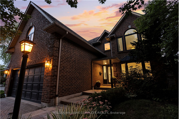 652 Andrea Crt, Burlington