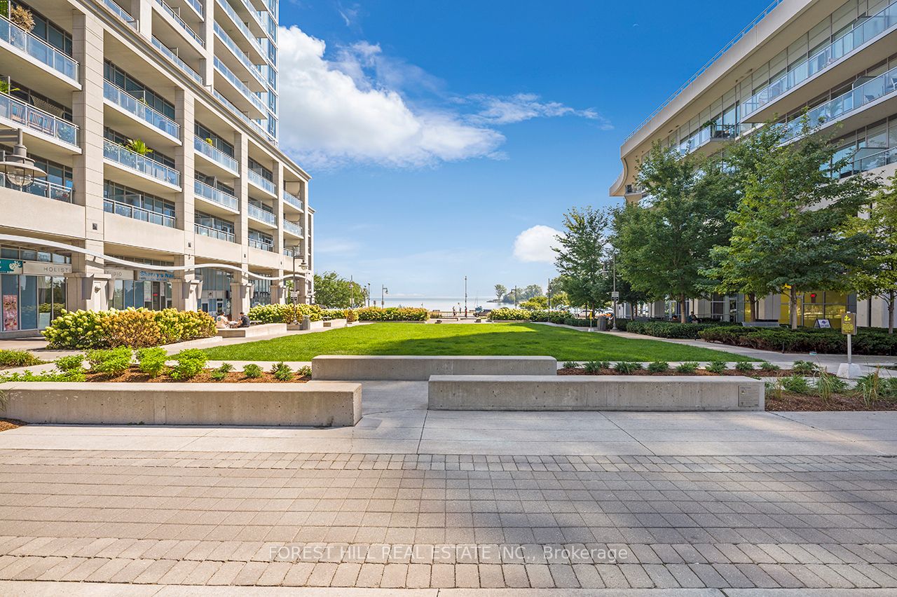16 Brookers Lane, #2106