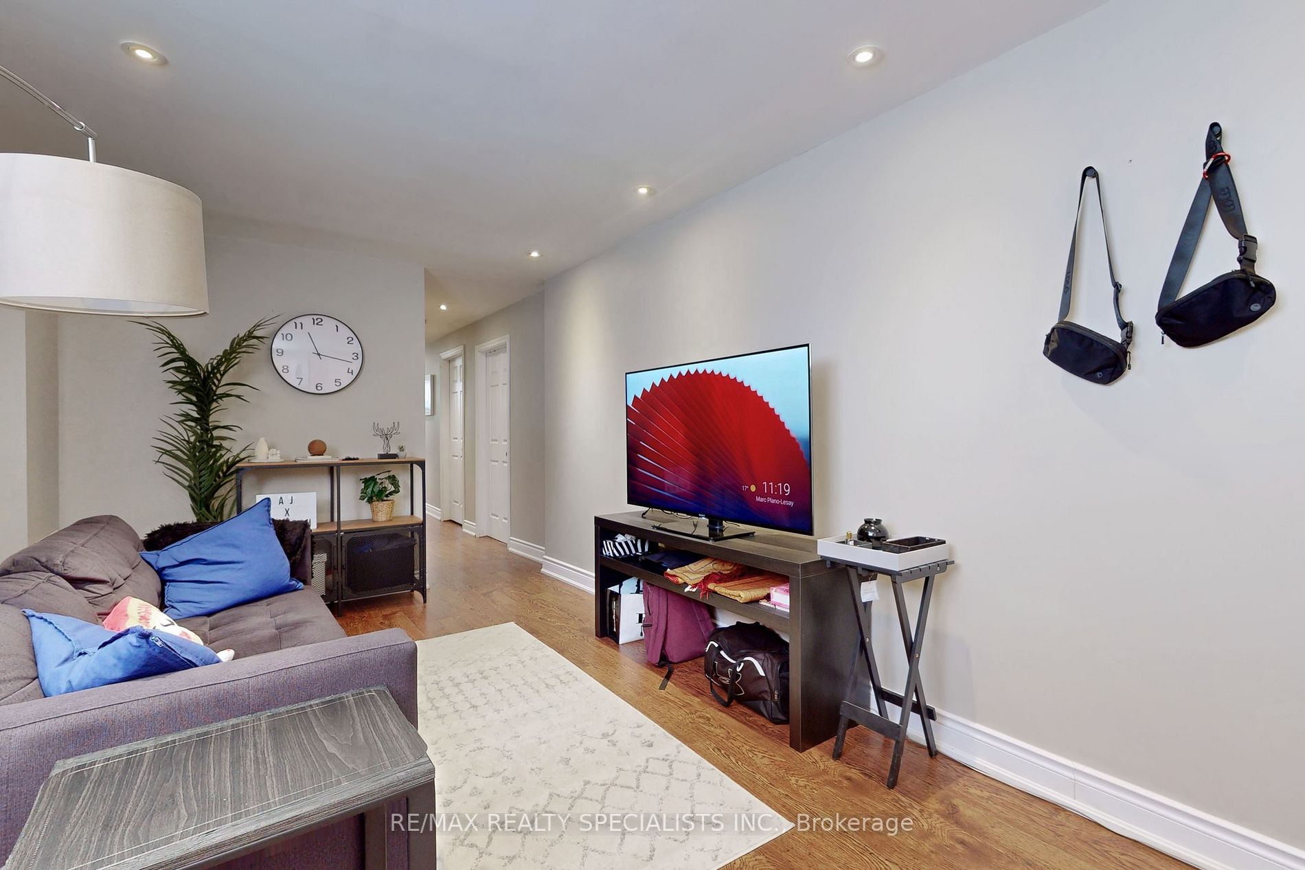 463 Cavell Dr