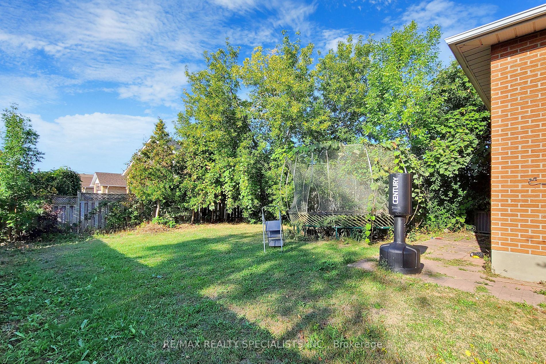 463 Cavell Dr
