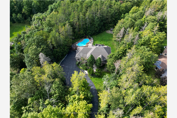 4345 Random Acres Rd, Milton