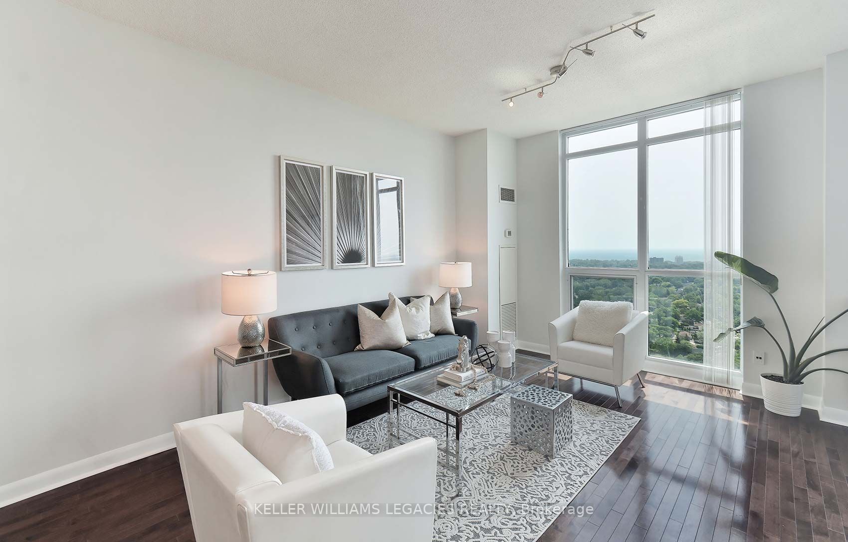 225 Sherway Gardens Rd, #Ph207