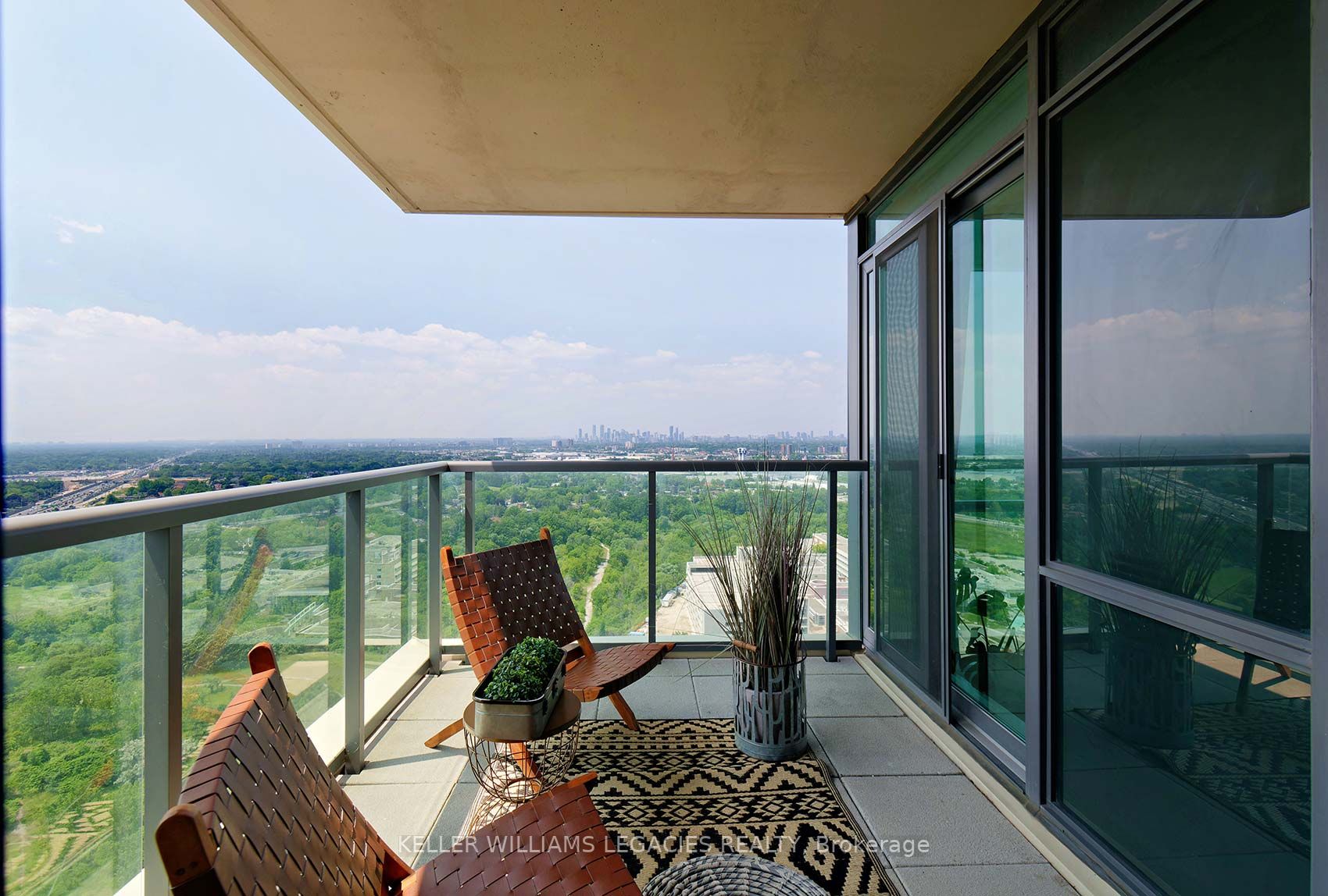 225 Sherway Gardens Rd, #Ph207