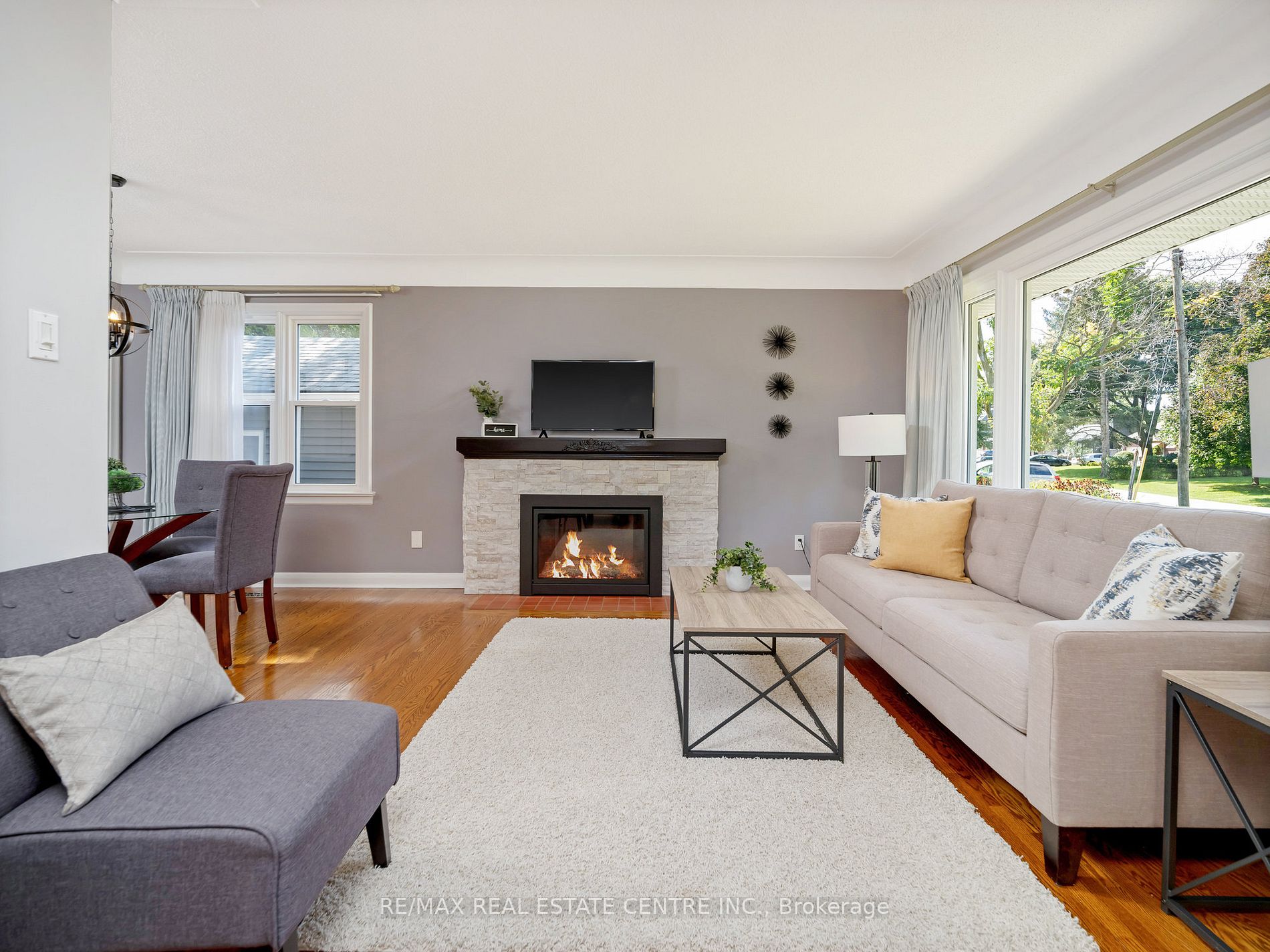 306 Gardenview Dr