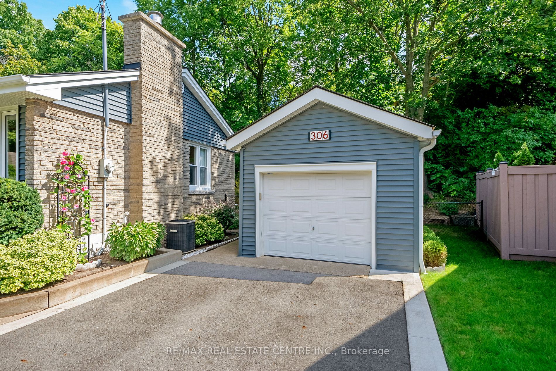 306 Gardenview Dr