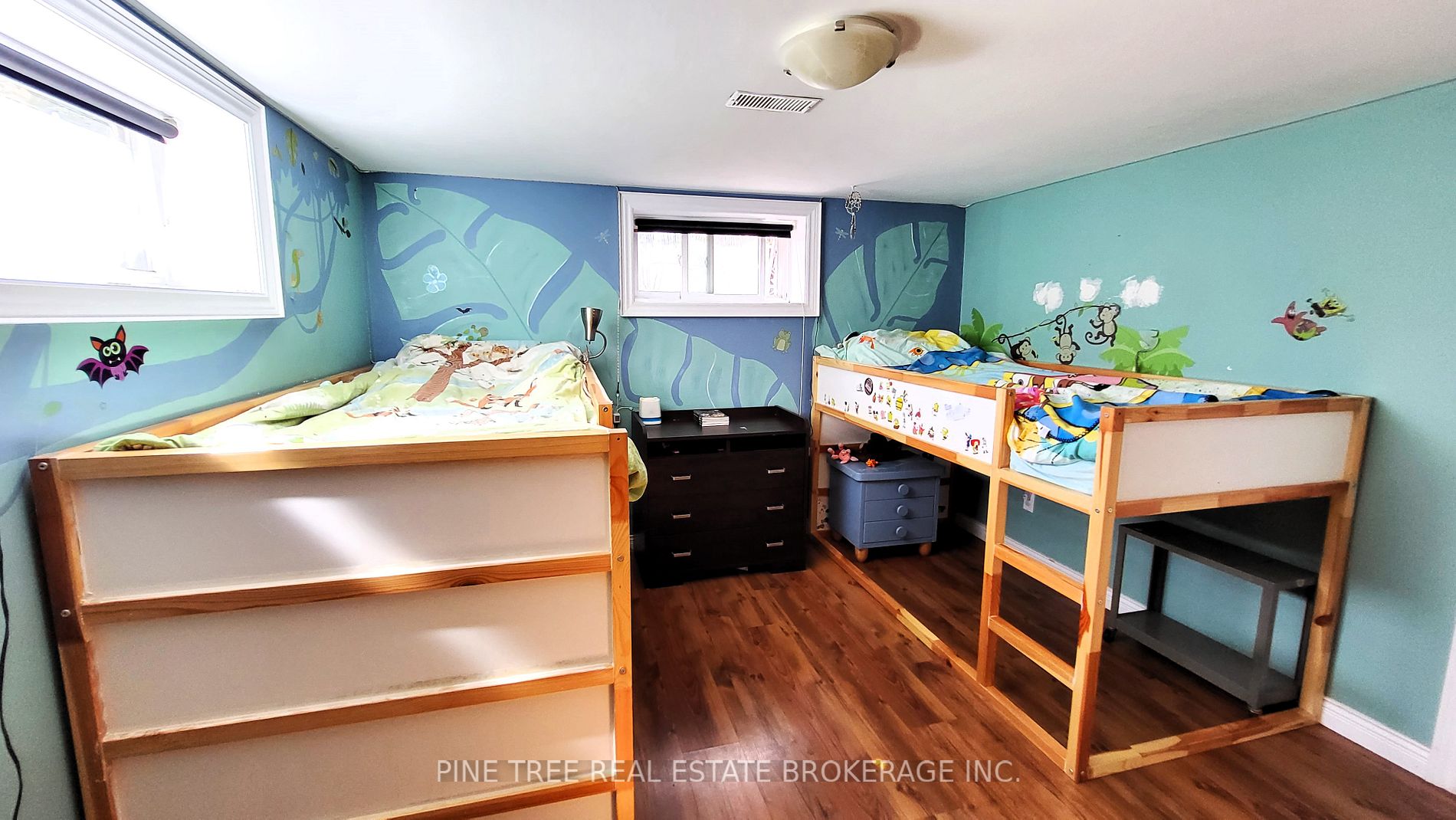 22 Stockbridge Ave