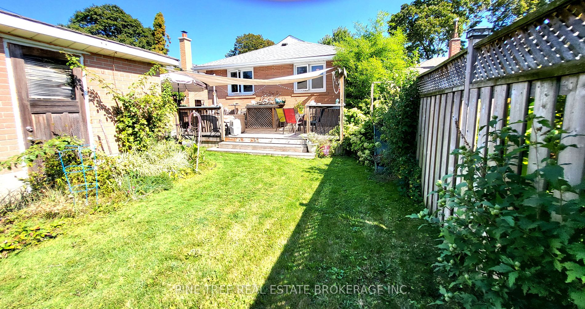 22 Stockbridge Ave