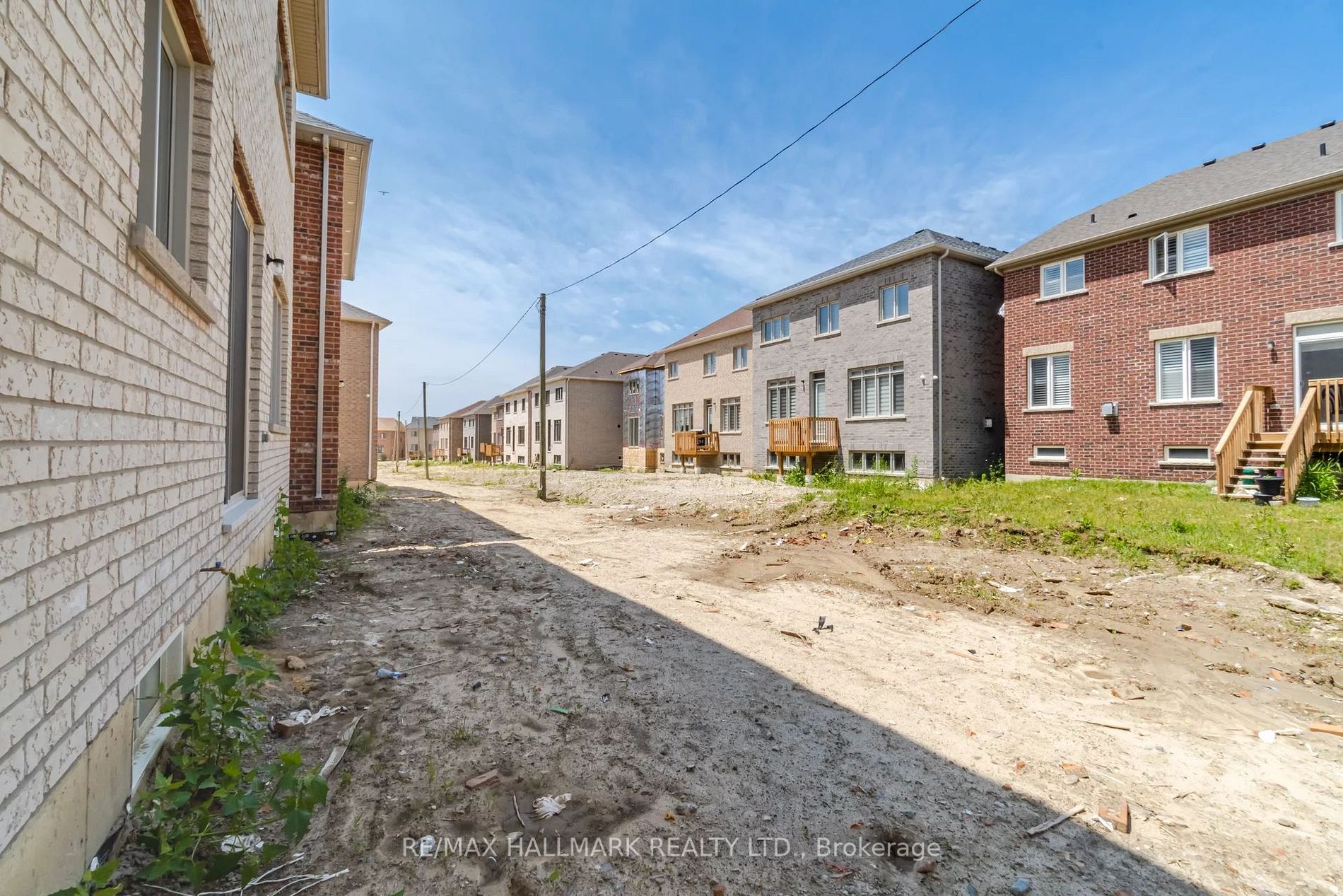 46 Dotchson Ave