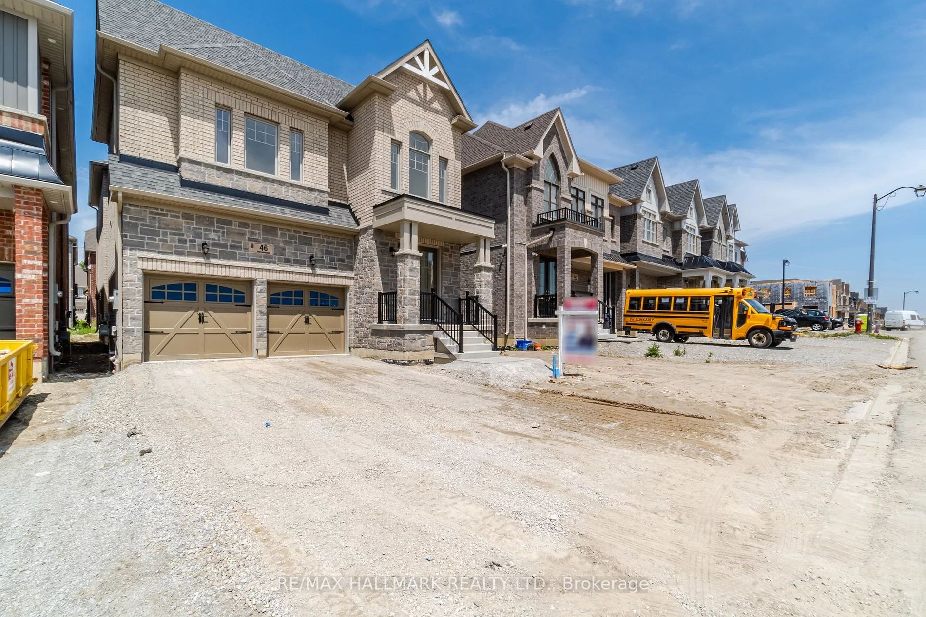 46 Dotchson Ave
