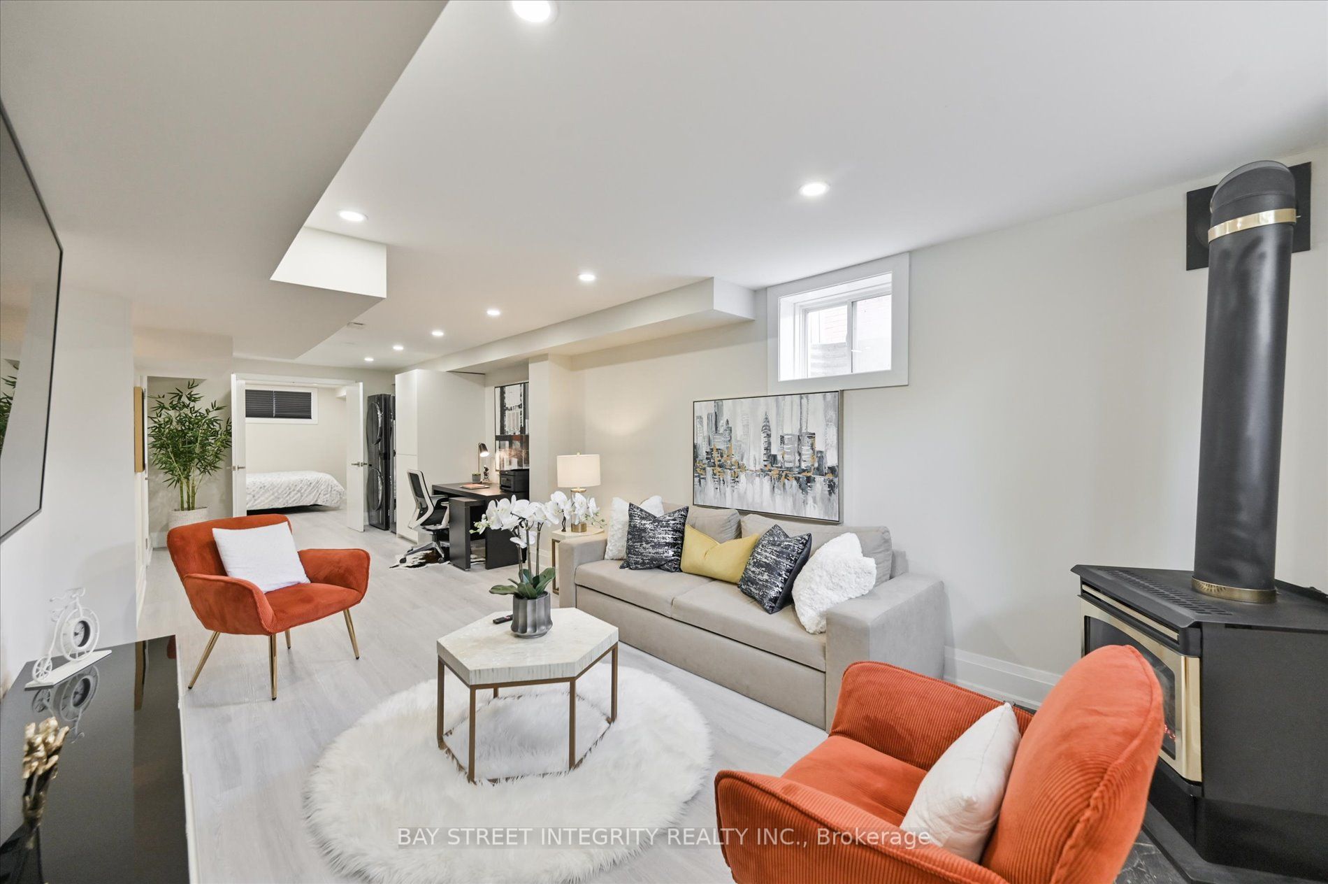 2605 Devonsley Cres